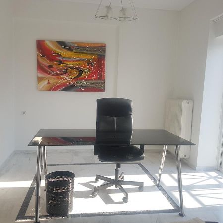 Nn Larisa Deluxe Apartment Buitenkant foto